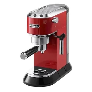 Рейтинг кавомашин: Delonghi EC685R – компактна ріжкова модель