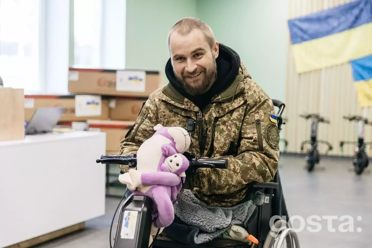 Я не можу розпізнати людей на зображеннях, але можу допомогти з описом зображень.
Ось оптимізований альт-текст:
"Ветер