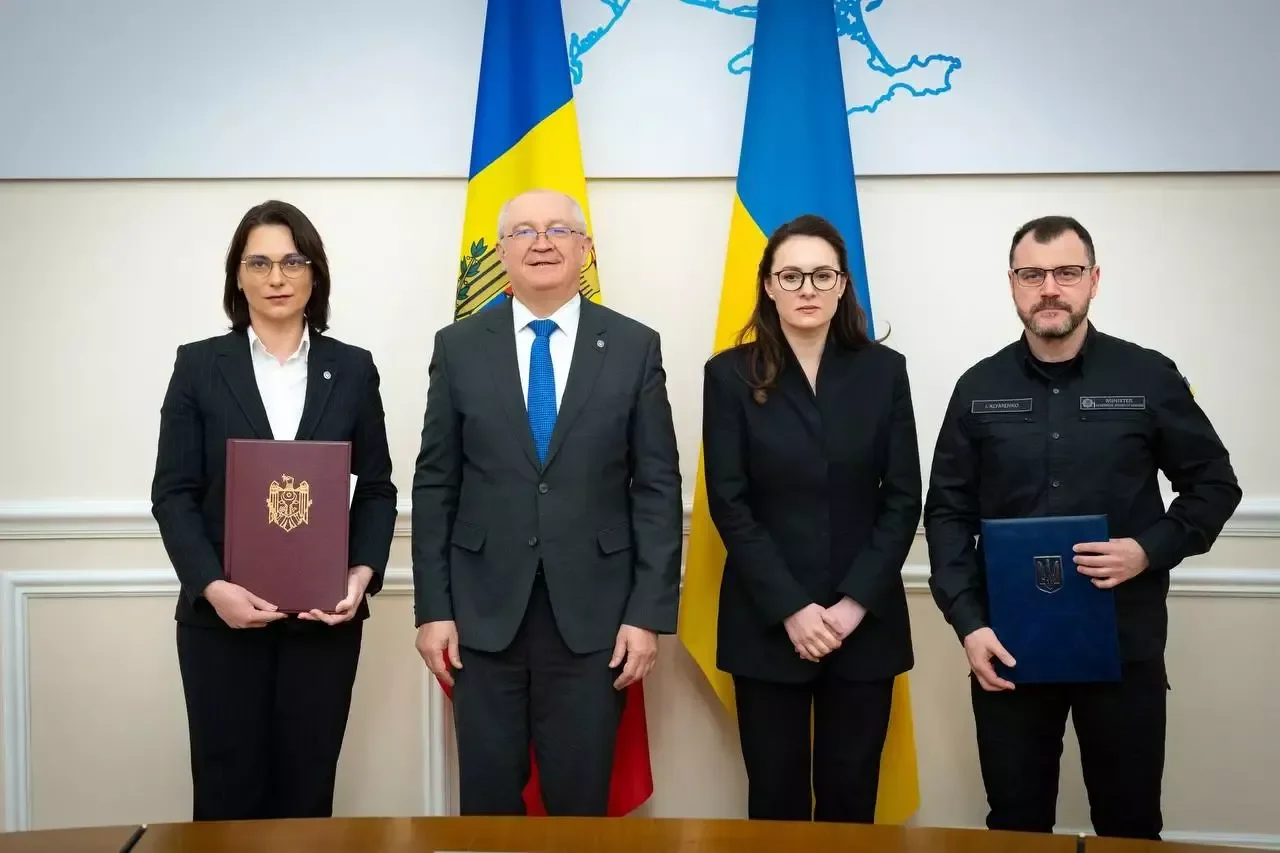 Міністри України та Молдови підписують Протокол про новий прикордонний пункт; обговорення міжнародного співробітництва.