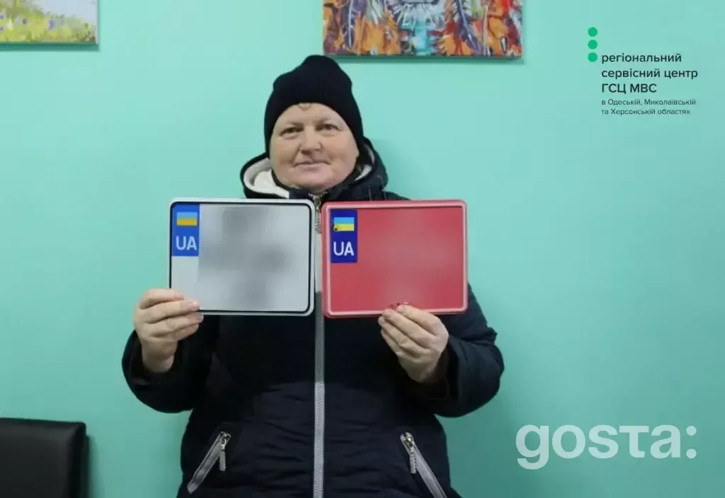 Mobile MVS service centres assist Ukrainians post-shelling, providing vital support and document recovery.