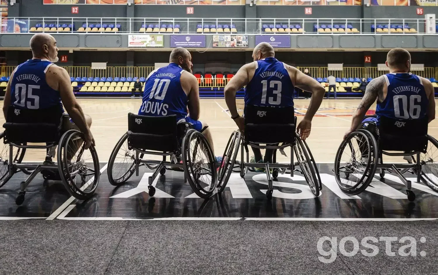 Veterans’ Bask team presentation in Dnipro, promoting adaptive basketball for veterans and showcasing strength and unity