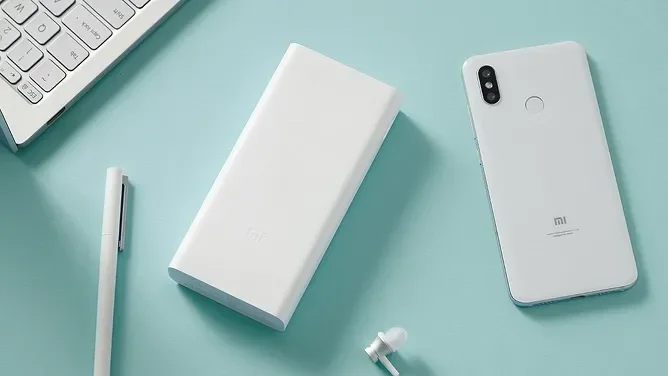 Xiaomi Mi Power Bank 3 20000 — класика у рейтингу повербанків 2025 з три портами